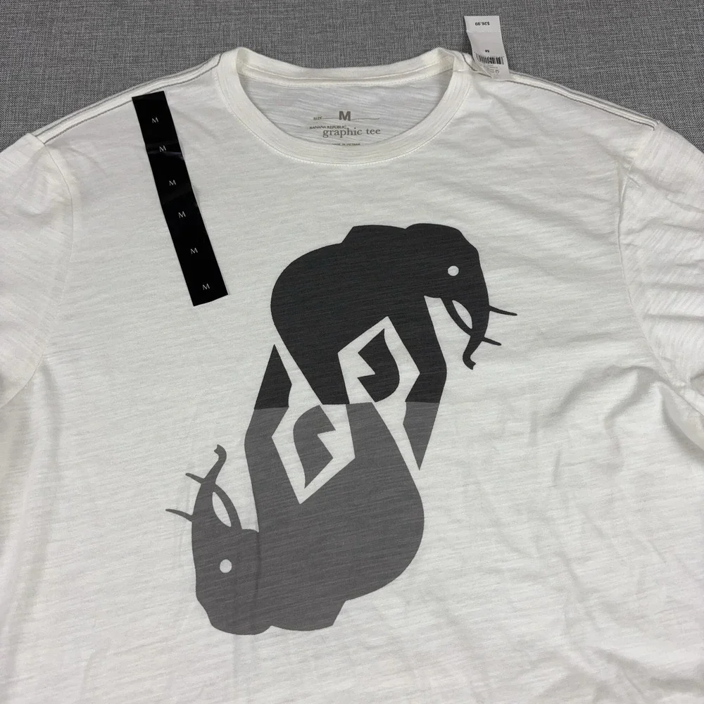 Banana Republic Shirt Mens M White Elephant Graphic Tee Tagless Cotton Jersey